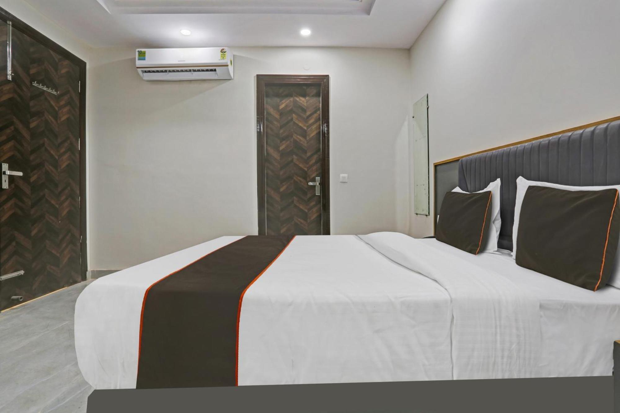 Townhouse Vip Grand Delhi (National Capital Territory of India) Exterior foto