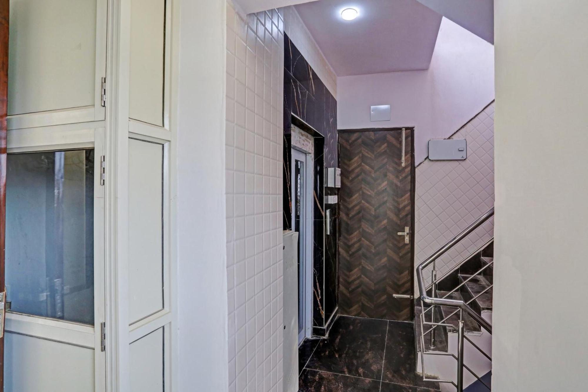 Townhouse Vip Grand Delhi (National Capital Territory of India) Exterior foto