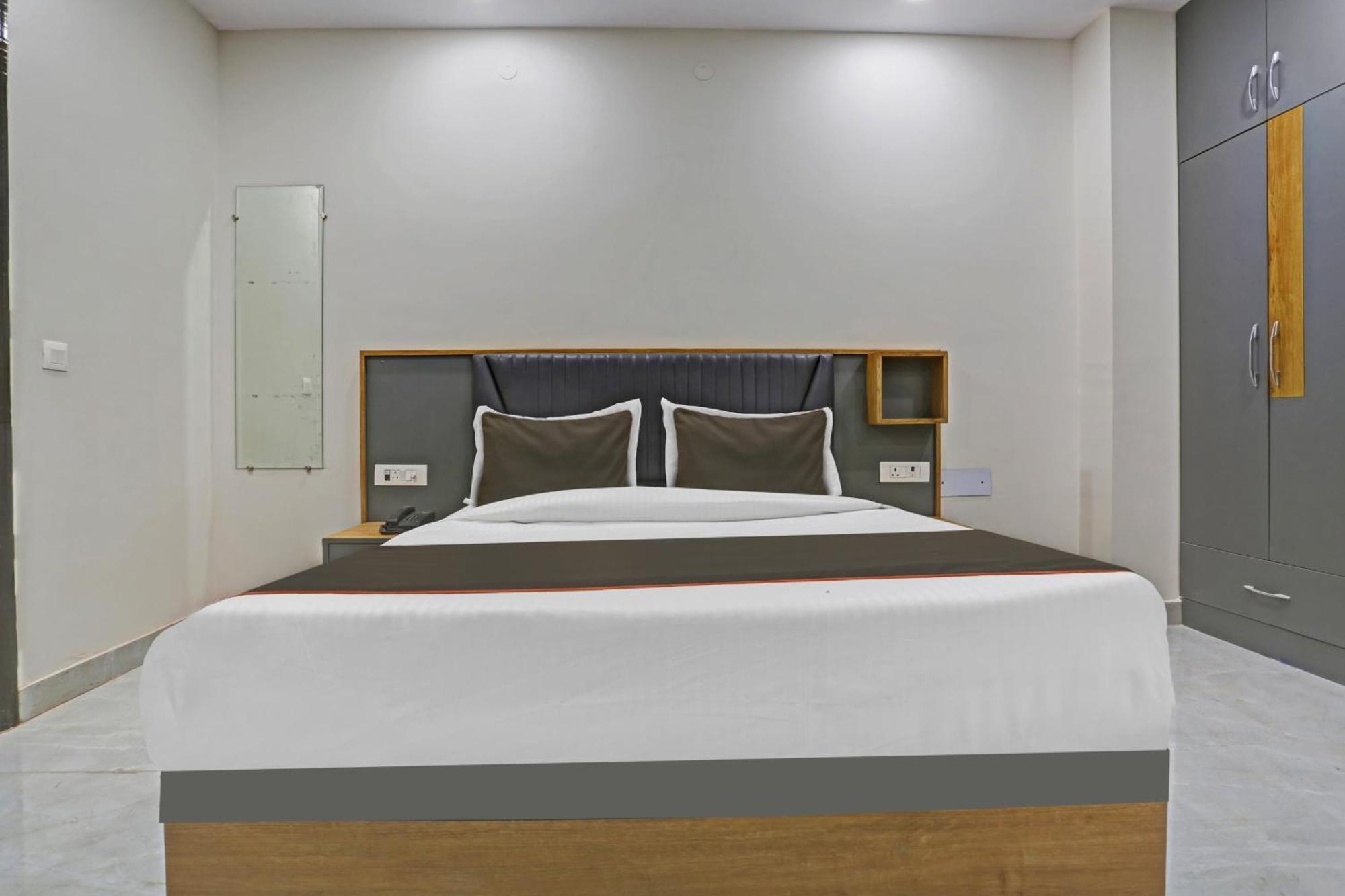 Townhouse Vip Grand Delhi (National Capital Territory of India) Exterior foto